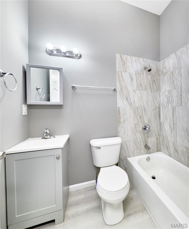 4275 E Ashland Ave, Saint Louis, MO 63115 - bathroom with vanity and shower / bath combination