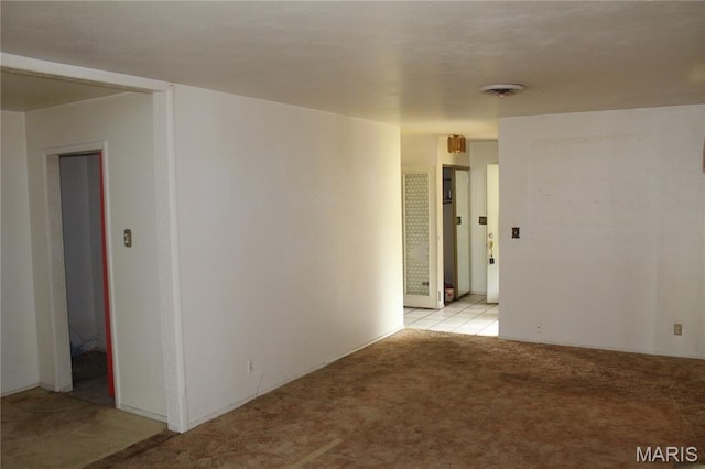 4 Primrose Ln, Fairview Heights, IL 62208 - unfurnished room with light carpet and a smoke detector