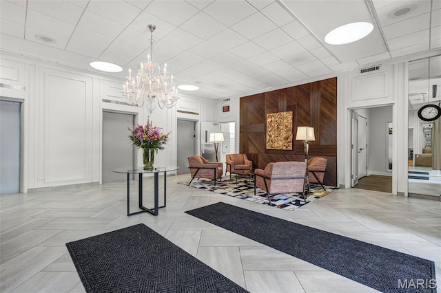 4466 W Pine Blvd Unit 7D, Saint Louis, MO 63108 - lobby with a decorative wall