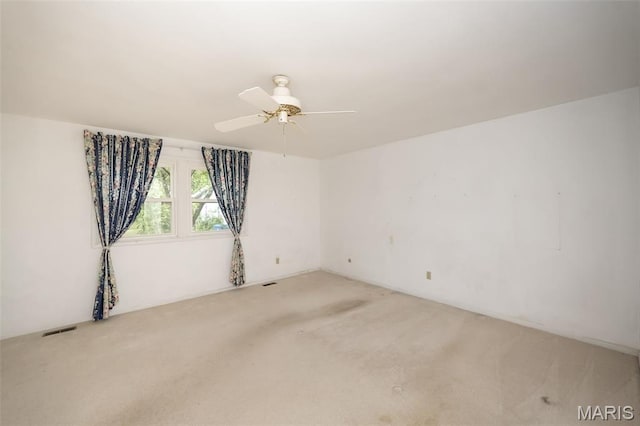 14898 Pheasant Hill Ct, Chesterfield, MO 63017 - unfurnished room with light carpet and ceiling fan