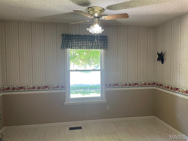17 Fawn Meadows Dr, Eureka, MO 63025 - photo 9