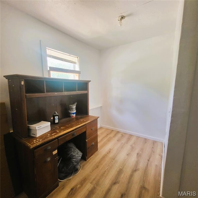945 Cedar St, Poplar Bluff, MO 63901 - office area featuring light wood finished floors