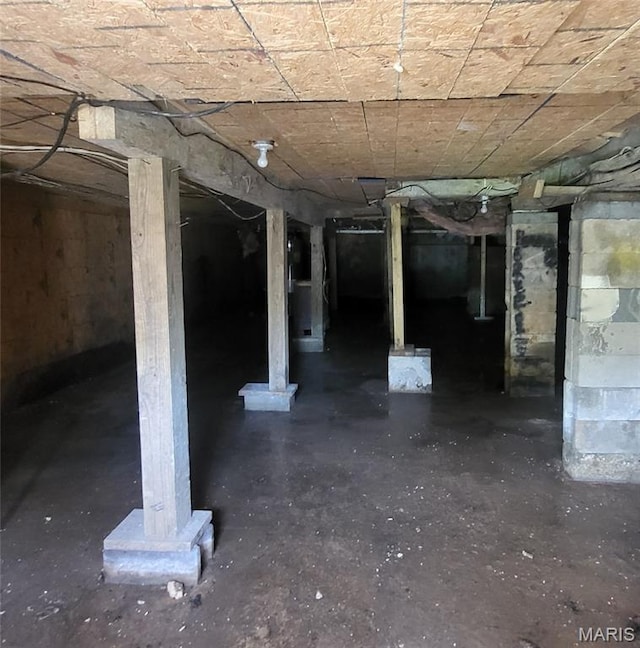 945 Cedar St, Poplar Bluff, MO 63901 - view of basement