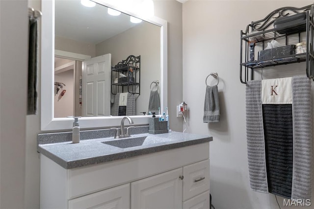 623 Boyne St, De Soto, MO 63020 - bathroom featuring vanity