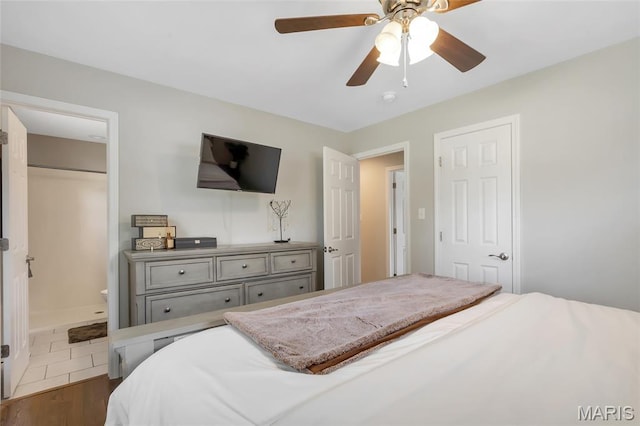 4004 W Dr, Saint Peters, MO 63376 - bedroom with connected bathroom and ceiling fan