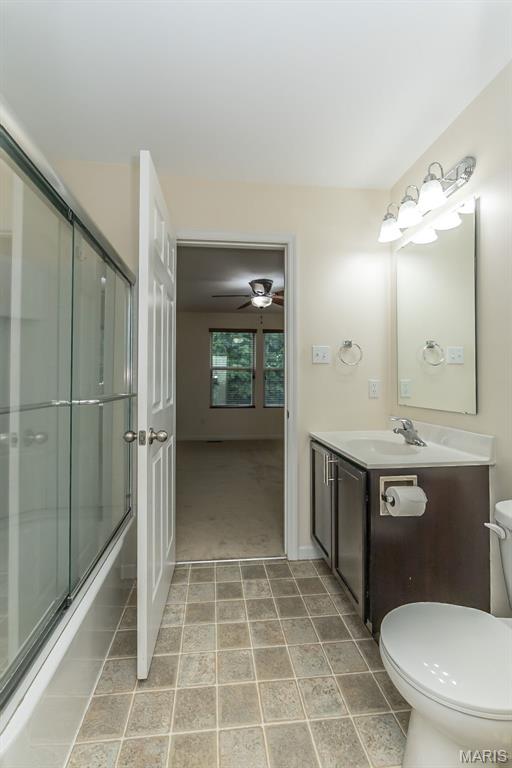 2837 Preston Woods Trl, Lake St Louis, MO 63367