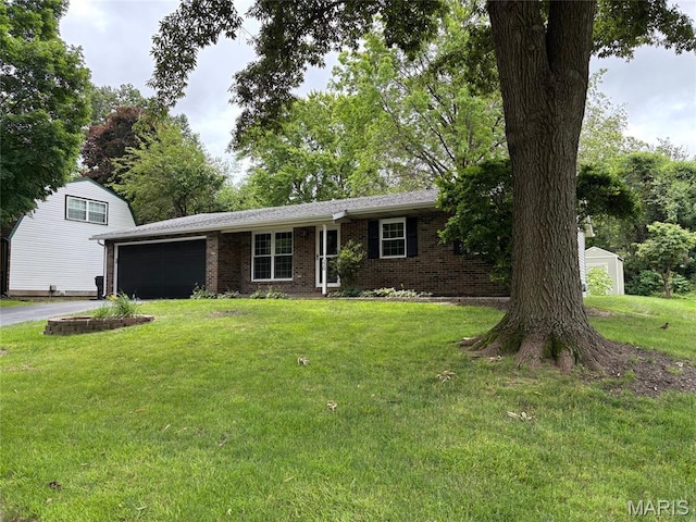 220 Country Meadow Ln, Belleville, IL 62221 - photo 2