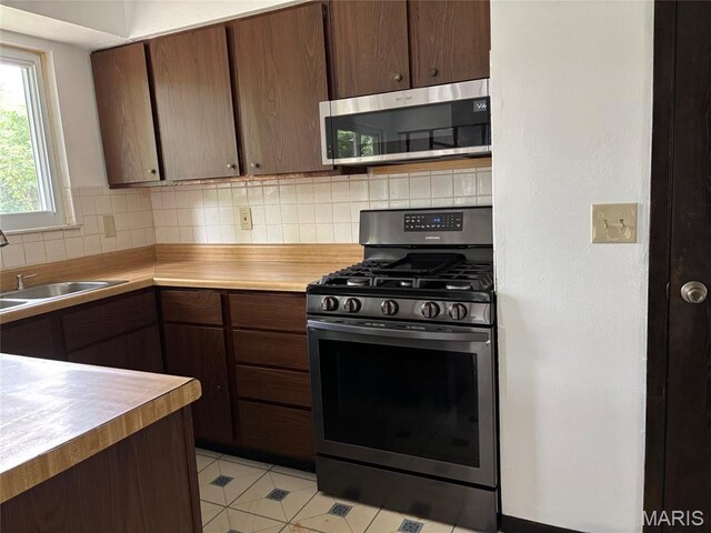 220 Country Meadow Ln, Belleville, IL 62221 - photo 8