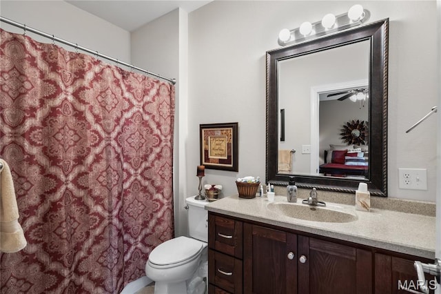 108 Jennings Ln, Sikeston, MO 63801 - bathroom with vanity and a shower with curtain