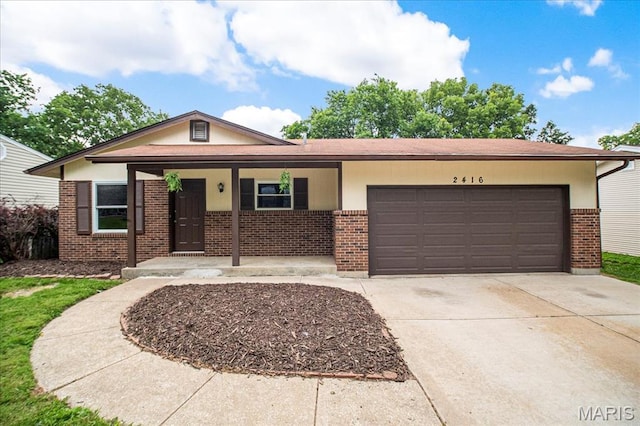 2416 Merribrook Ln, Ofallon, MO 63368