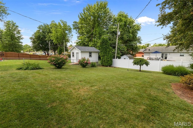 111 Freedom Dr, Belleville, IL 62226 - view of yard