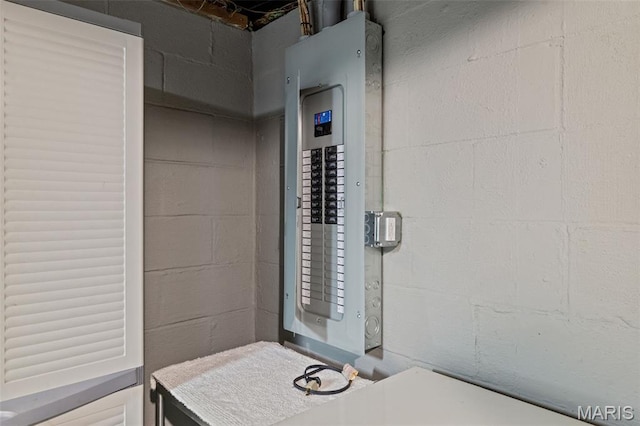 111 Freedom Dr, Belleville, IL 62226 - detailed view of electric panel