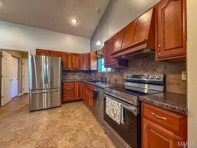 1321 Melvin Dr, Festus, MO 63028