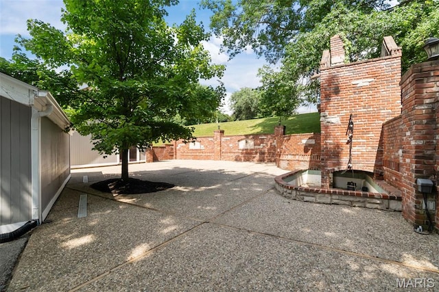 404 Applestone Dr, Ballwin, MO 63021 - view of patio