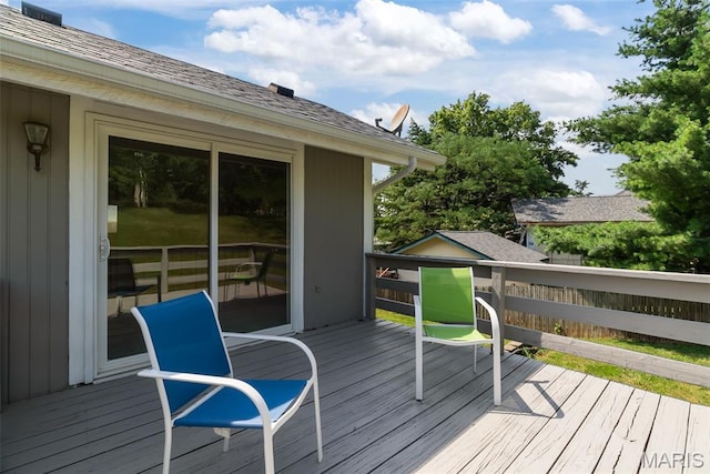 404 Applestone Dr, Ballwin, MO 63021 - view of deck