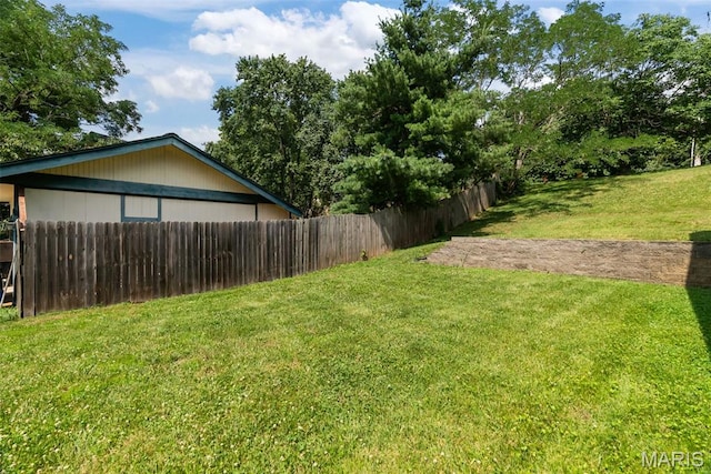 404 Applestone Dr, Ballwin, MO 63021 - view of yard