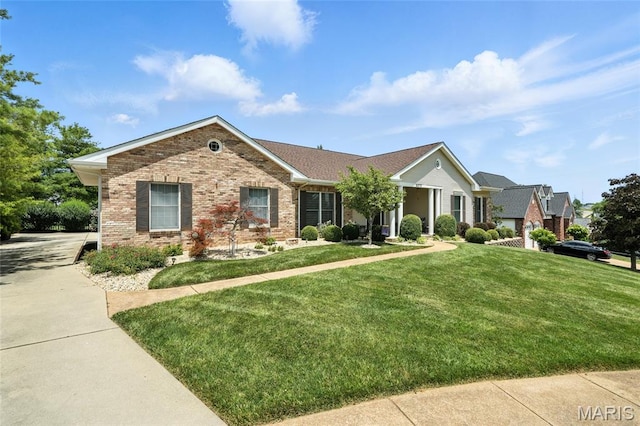 5872 Hightower Dr, Saint Louis, MO 63128 - photo 2
