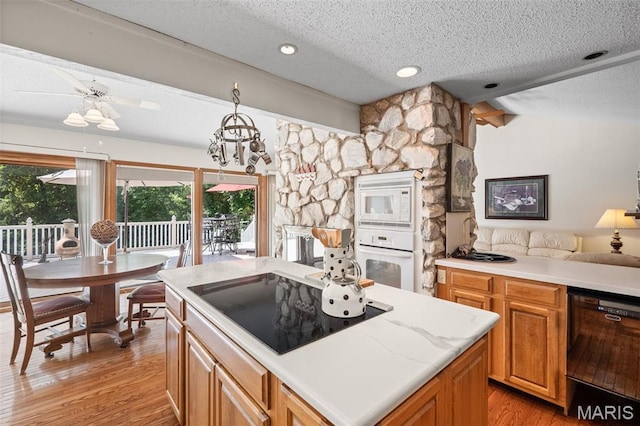 1255 Walnut Hill Farm Dr, Chesterfield, MO 63005