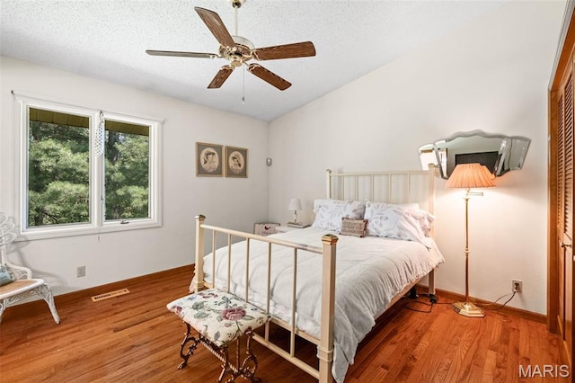 1255 Walnut Hill Farm Dr, Chesterfield, MO 63005