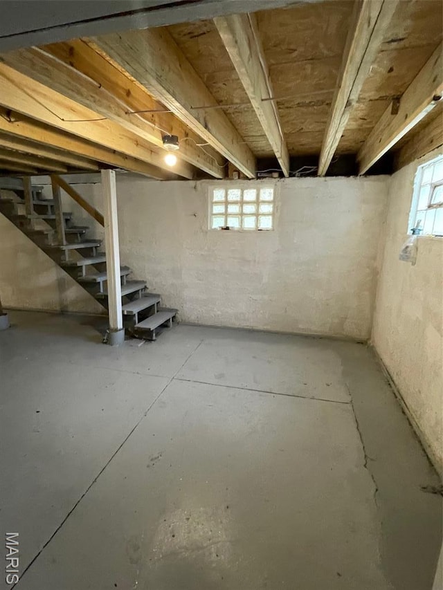 5350 Claxton Ave, Saint Louis, MO 63120 - basement with stairway