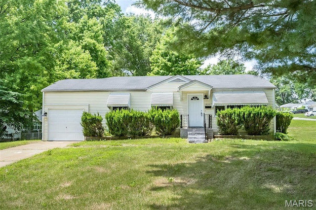 10327 Ashbrook Dr, Saint Louis, MO 63137 - photo 1