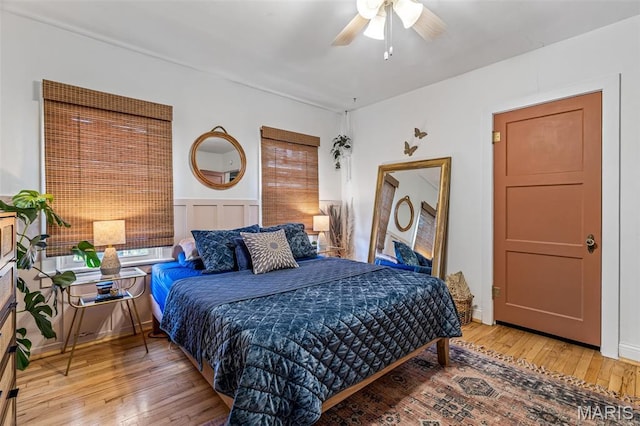 302 Donnelly St, De Soto, MO 63020 - bedroom with light wood-style flooring and a ceiling fan