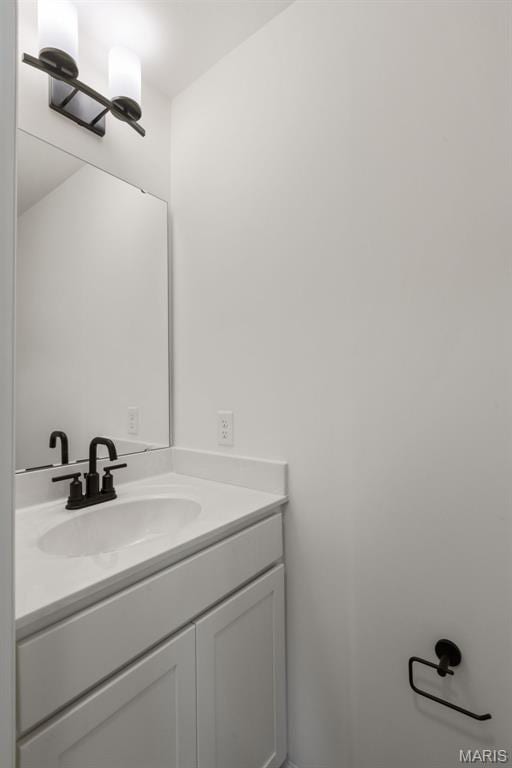 807 Colony Ridge Ct, Foristell, MO 63348 - bathroom featuring vanity