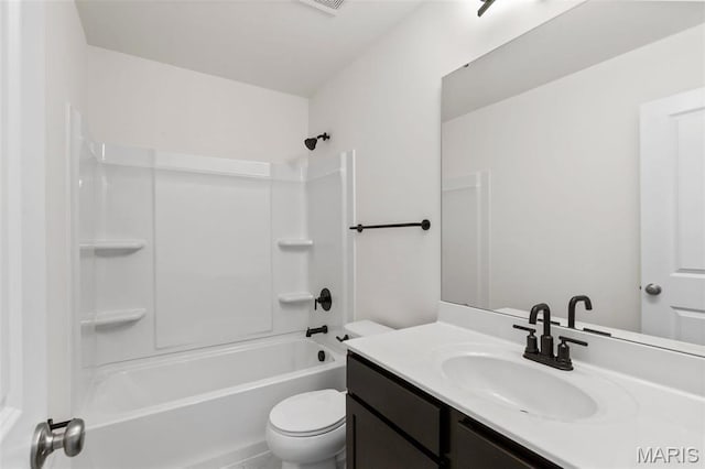 807 Colony Ridge Ct, Foristell, MO 63348 - full bath with vanity and tub / shower combination