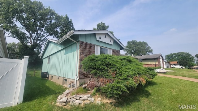 4895 Lockwig Trl, Florissant, MO 63033 - photo 2