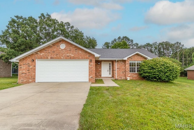 1540 Woodhill Dr, Lebanon, MO 65536 - photo 1