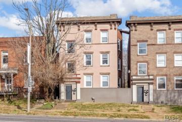 5437 Page Blvd, Saint Louis, MO 63112