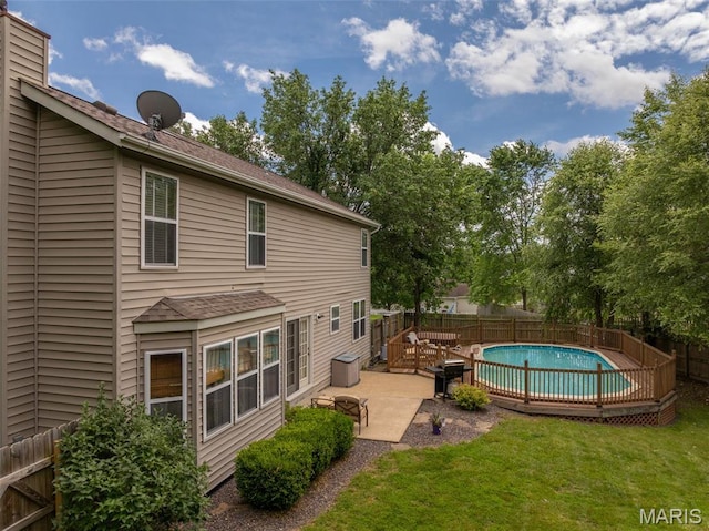 4 Green Circle Ct, Saint Peters, MO 63376 - view of pool with a fenced backyard and a patio area