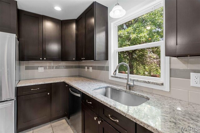 17 Connemara Rd, Saint Peters, MO 63376