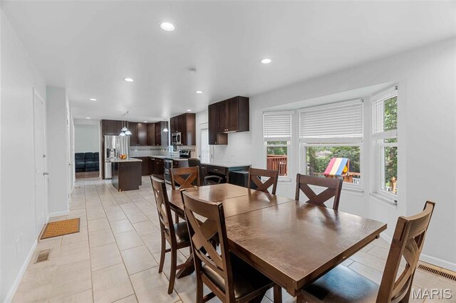 17 Connemara Rd, Saint Peters, MO 63376