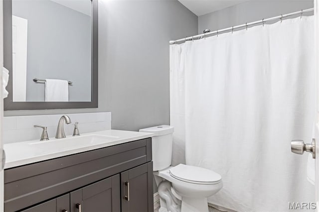 404 Arbor Spring Dr, Ballwin, MO 63021 - full bathroom with vanity and a shower with curtain