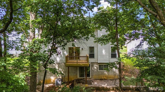 404 Arbor Spring Dr, Ballwin, MO 63021 - back of property featuring a balcony