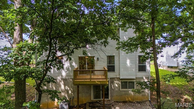 404 Arbor Spring Dr, Ballwin, MO 63021 - rear view of house