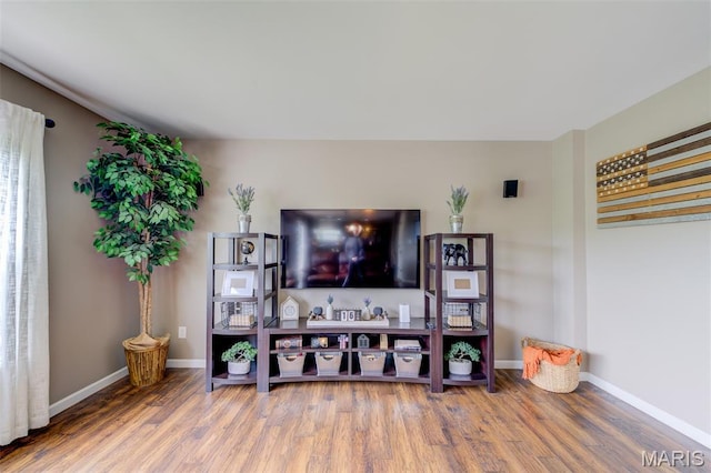 606 Wyndview Dr, Lake St Louis, MO 63367 - living area featuring wood finished floors