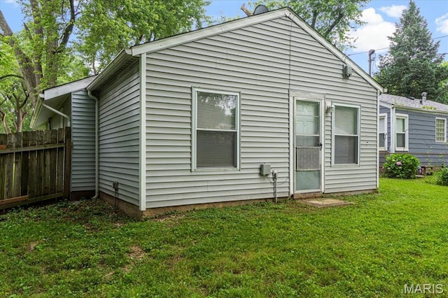 12 Mcnulty Dr, Florissant, MO 63031 - rear view of property