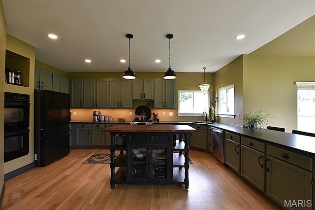 555 Southern Hills Dr, Eureka, MO 63025