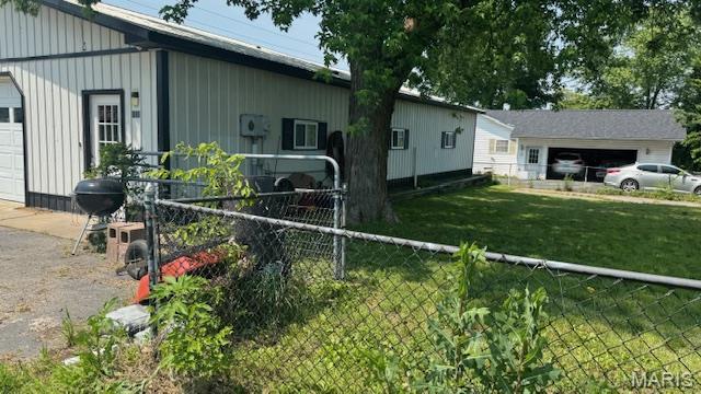 101 3rd St, Eolia, MO 63344