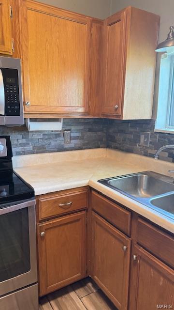 101 3rd St, Eolia, MO 63344