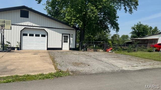 101 3rd St, Eolia, MO 63344