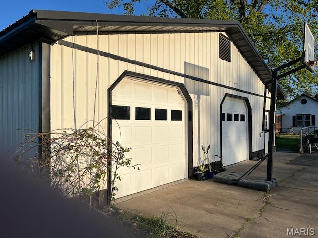 101 3rd St, Eolia, MO 63344