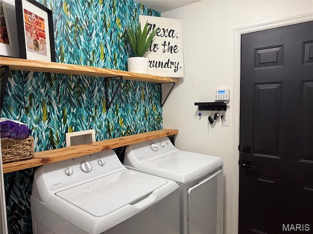 740 Shadow Pine Dr, Fenton, MO 63026 - laundry area with washer and clothes dryer
