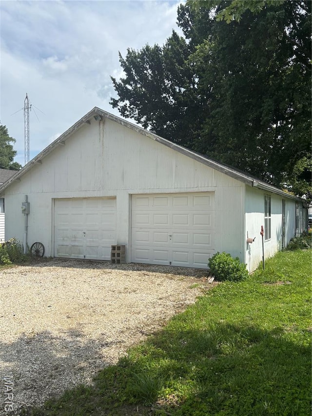 1004 W Taylor St, Bowling Green, MO 63334 - view of detached garage