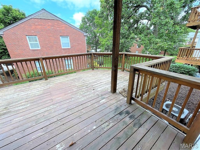 1418 Bluebird Ter, Saint Louis, MO 63144 - view of deck