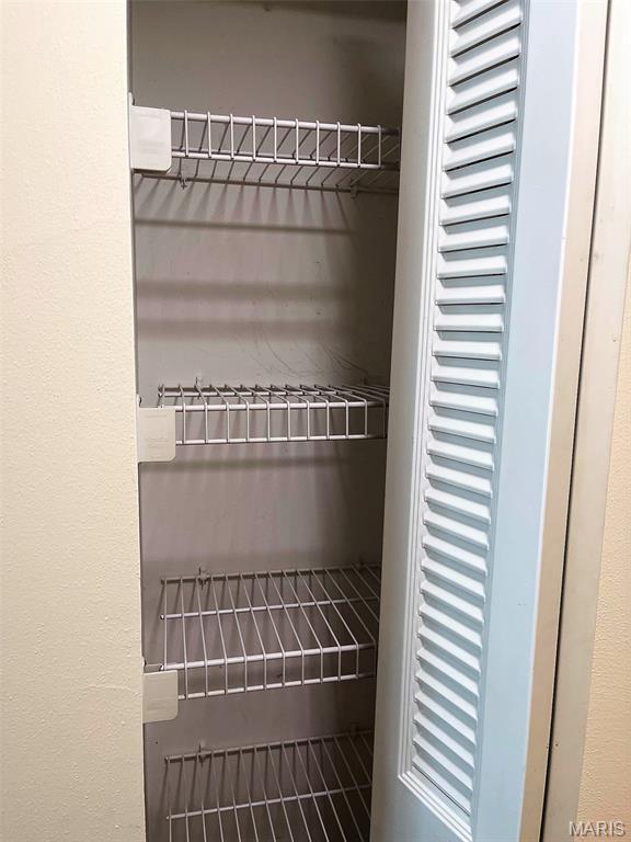 1418 Bluebird Ter, Saint Louis, MO 63144 - view of closet