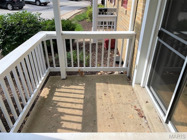 1418 Bluebird Ter, Saint Louis, MO 63144 - view of balcony