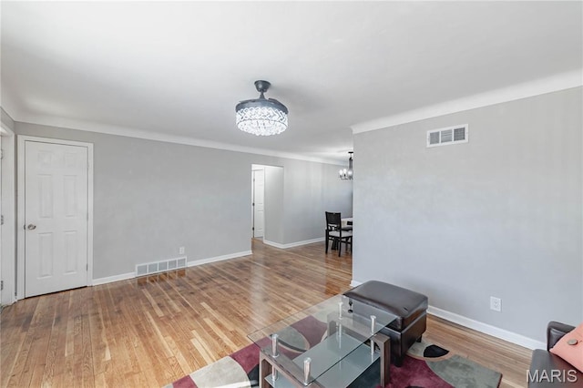 2407 Caverhill Dr, Saint Louis, MO 63136 - photo 5